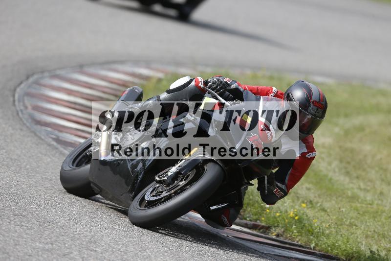 /23 07.06.2025 TZ Motorsport ADR/121